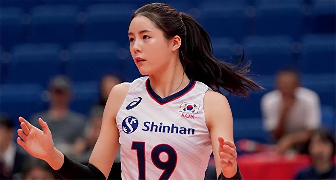 女子排球赛场热闹非凡,韩国队勇获银牌的简单介绍 女子排球赛场热闹非凡,韩国队勇获银牌的简单介绍