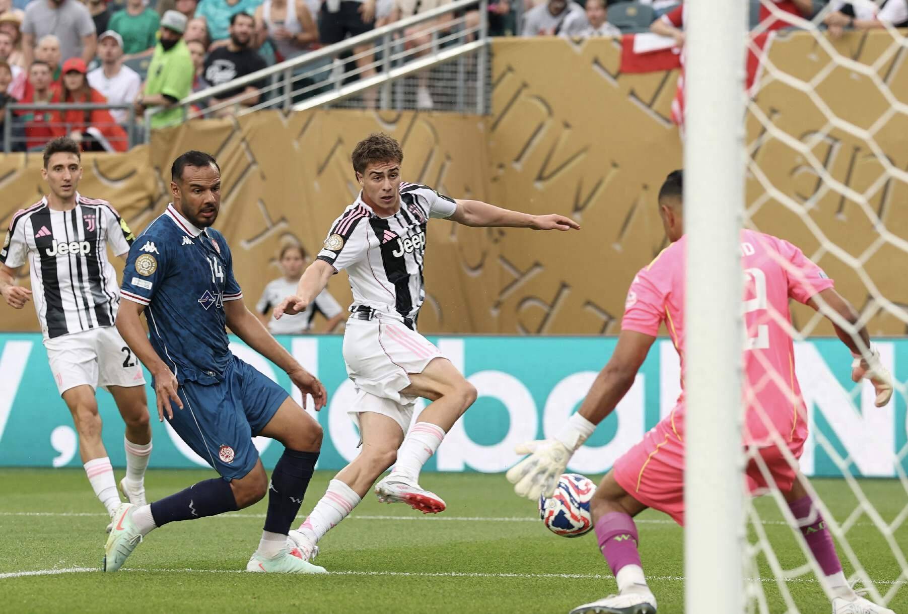 1xBit体育链接-尤文图斯梅尔滕斯建功，-大胜热那亚